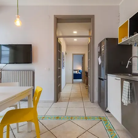 Apartment Bright Rooftop By Napoliapartments *
