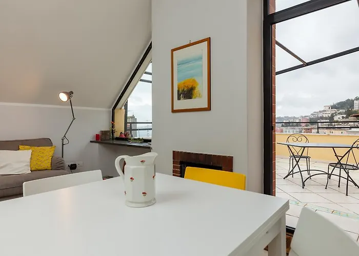 Bright Rooftop By Napoliapartments *
