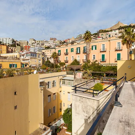 شقة Bright Rooftop By Napoliapartments نابولي