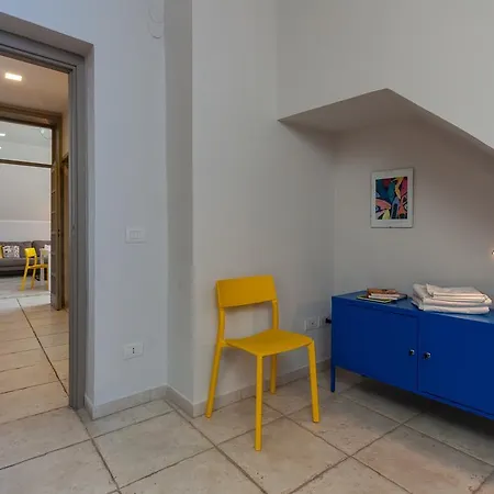 Bright Rooftop By Napoliapartments شقة