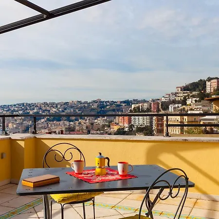 شقة Bright Rooftop By Napoliapartments